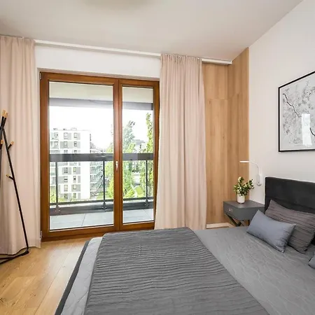 Cozy Family With Parking & Balcony Apartament Warszawa