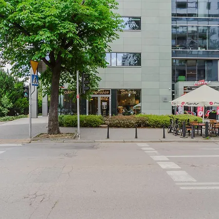 Cozy Family With Parking & Balcony Appartamento Varsavia