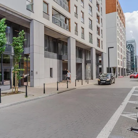 Cozy Family With Parking & Balcony